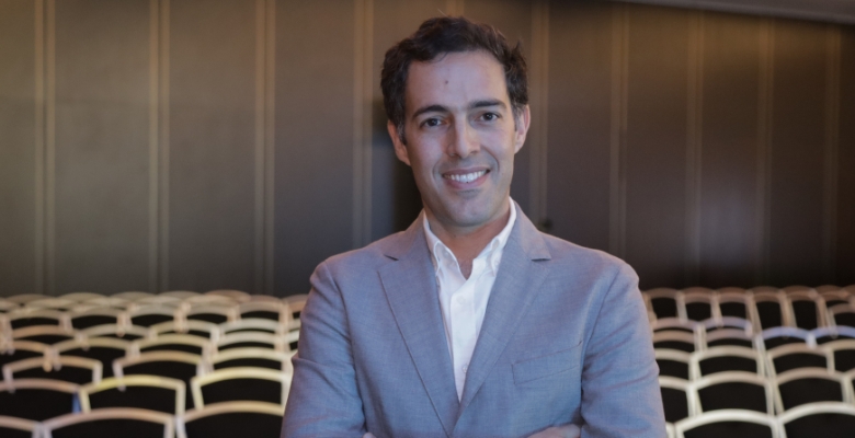 Tiago Órfão